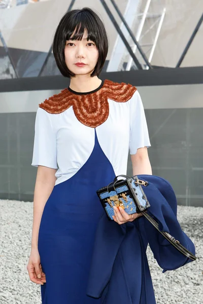Look 19